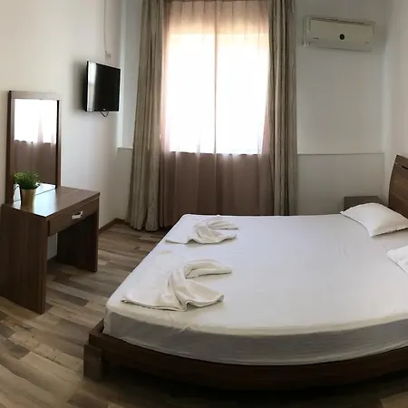 Aparthotel S By The Sea